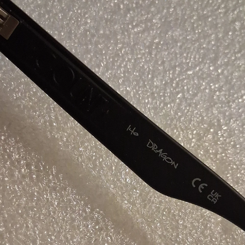 Modern Black Rectangular Glasses - Picture 3 of 8